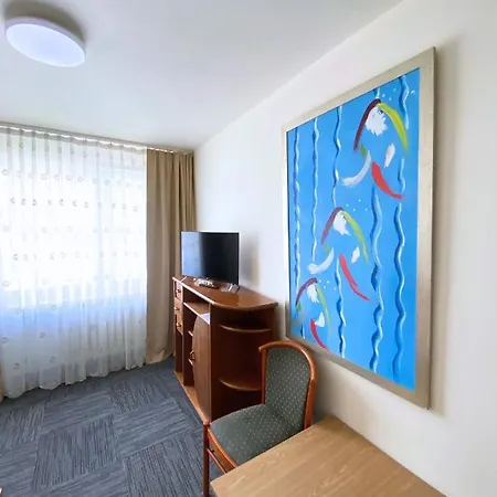 Jantar מלון דירות *