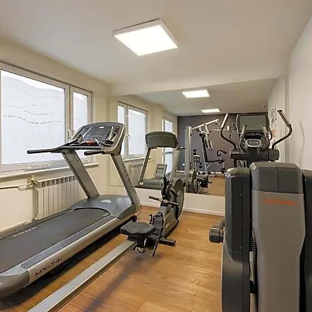 Jantar Aparthotel 3*