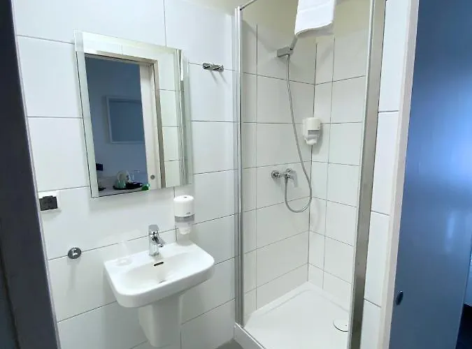 Jantar アパートホテル