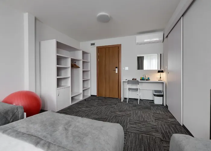 Jantar アパートホテル