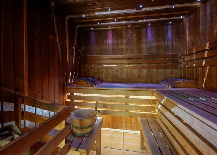 Jantar アパートホテル *